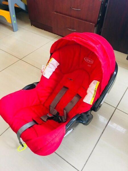 Graco Car Seat Junior Baby - RED 