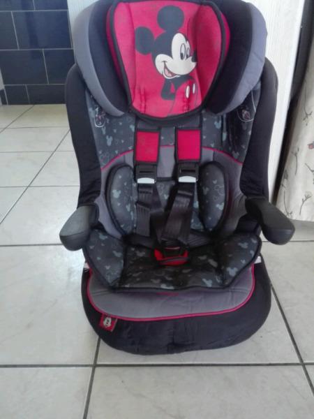 Mickey seat  