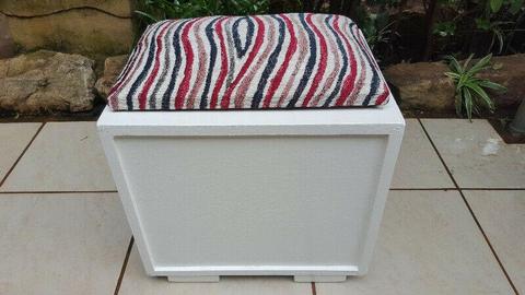 Beautiful vintage painted and padded laundry box. 