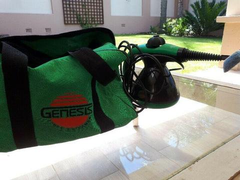 Genesis Compact Steamer with attachments 