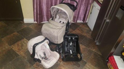 Graco Ultima Travel system 