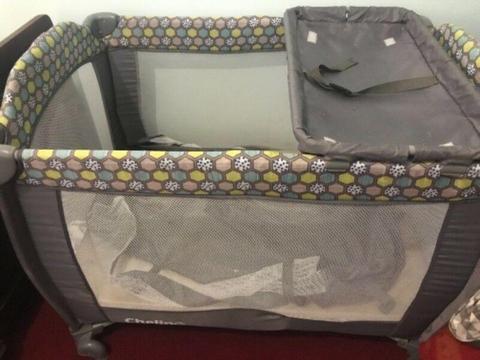 Baby Pram and bed (car seat included) 