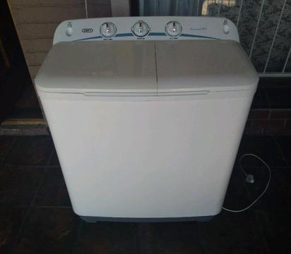 Defy 8 kg twintub washing machine 