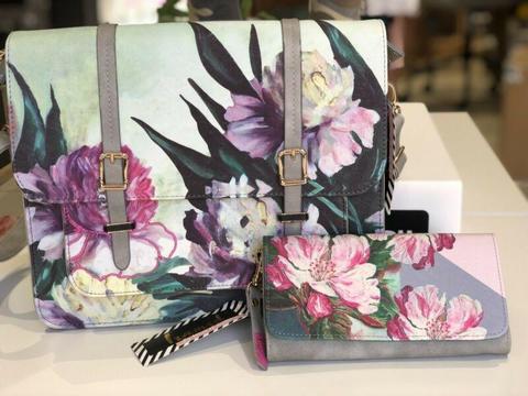 FLORAL BAGS AND WALLETS 