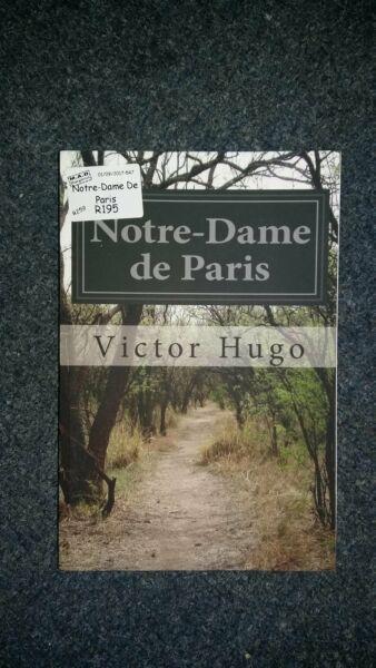 Notre -Dame Paris Book 