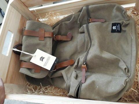 Axel backpack by St Goliath 