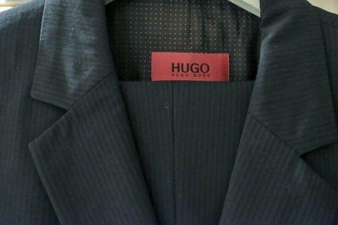 Black Hugo Boss (HUGO / Red Label) Mens Suit Aamon / Hago. SA Size 46 (EU 56). Mint Condition. 