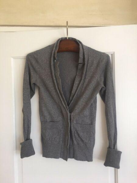 Cardigans .size S  