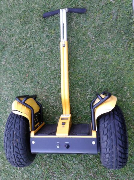 Segway type Off Road Balance electric Scooter. Can be used as Golf Cart. No trailer needed. 