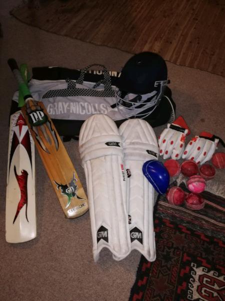 Cricket set for sale 