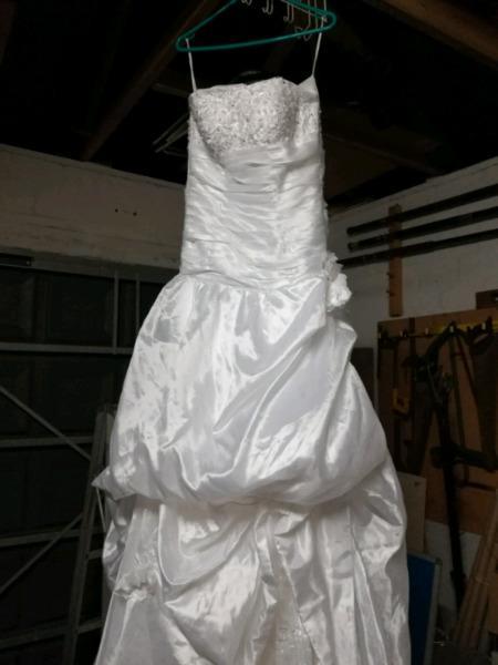Cinderella wedding dress imported United Kingdom.  