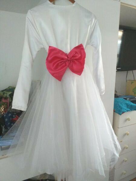 BRIDAL PARTY DRESS FOR SALE BRAND NEW 