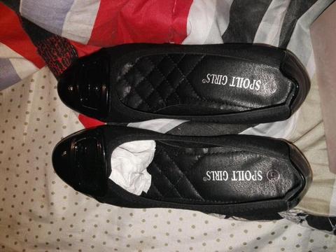 Black shoes 
