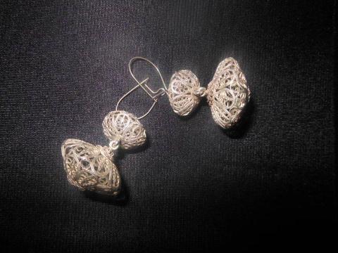 Vintage Hand Crafted Silver Filigree Drop Earrings 