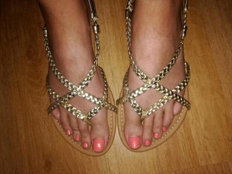 Beautiful Golden sandals 