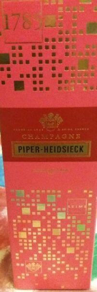 PiperHeidsieck Rose Champagne - R500 