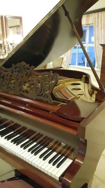 Baby Grand Piano - Fritz Kuhla, Berlin 