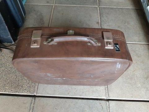 Suitcase-brown vintage 