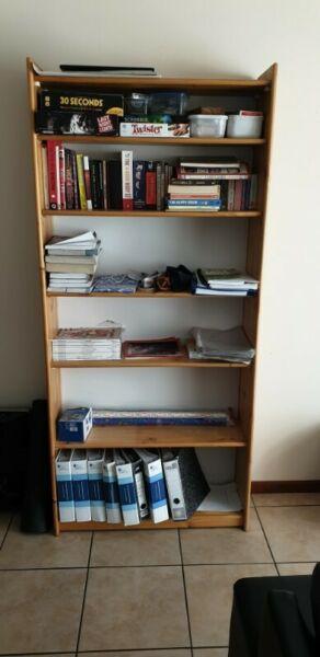 Wooden Bookshelf (Pine) 