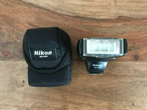 Nikon SB-400 Flash 