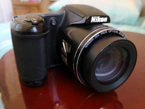 Nikon L820 camera 