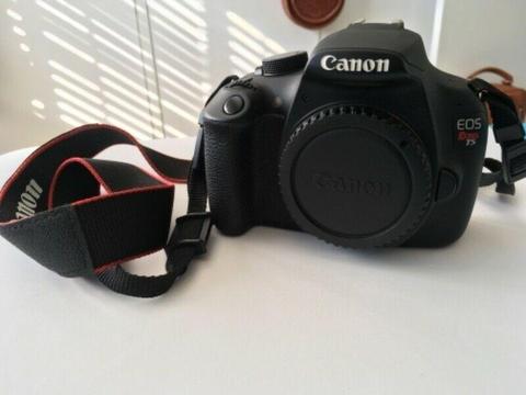Canon Eos 1200D Rebel T5 , lens and bag 