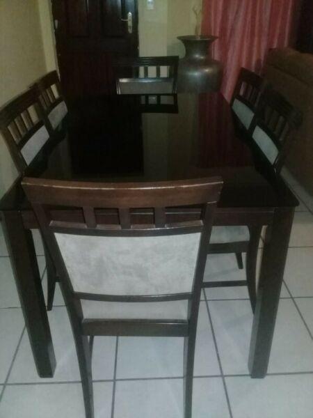 6 seater Dining table 