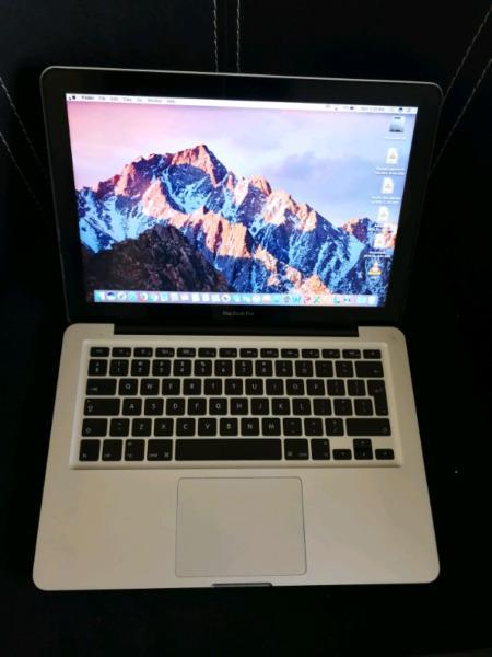 Macbook pro i5 