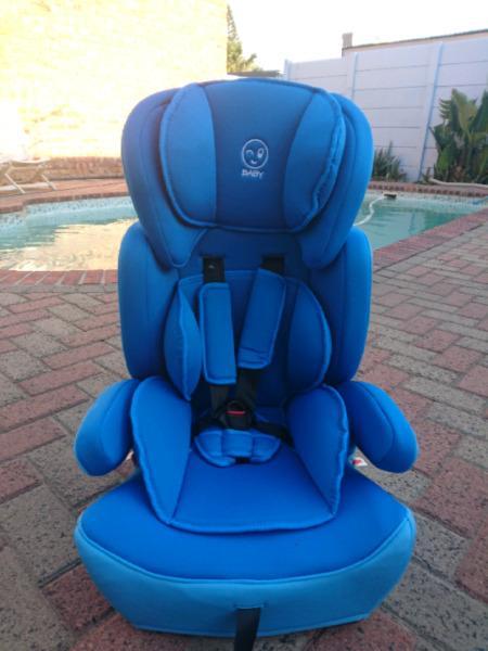 BRAND NEW BLUE BOOSTER/CAR SEATS 
