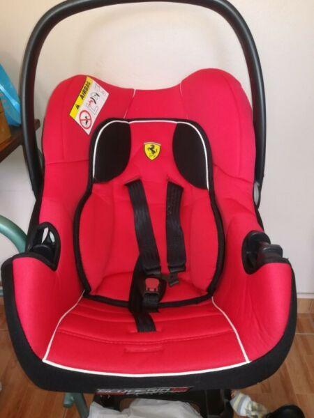 Ferrari baby car seat. R900 onco. Cell 0837841662 