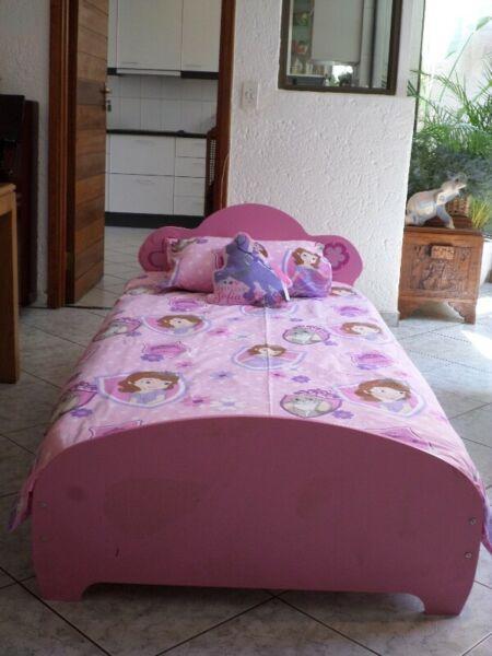 Girls Princess Single Full Length Bed Complete with Mattress 