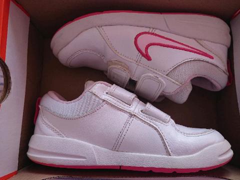 Nike - children takkie. 