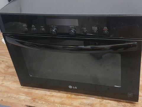 LG SolarDOM 900 Watt 38 Liter microwave 