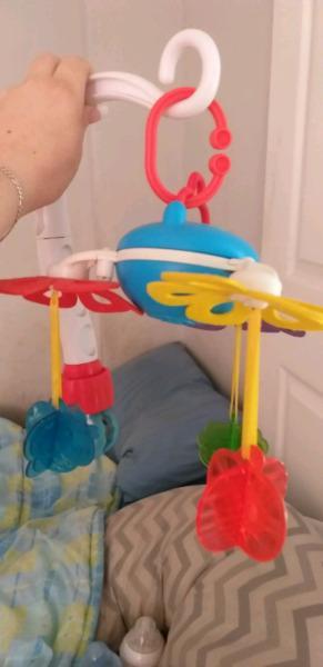 Cot mobile and car baby toy 