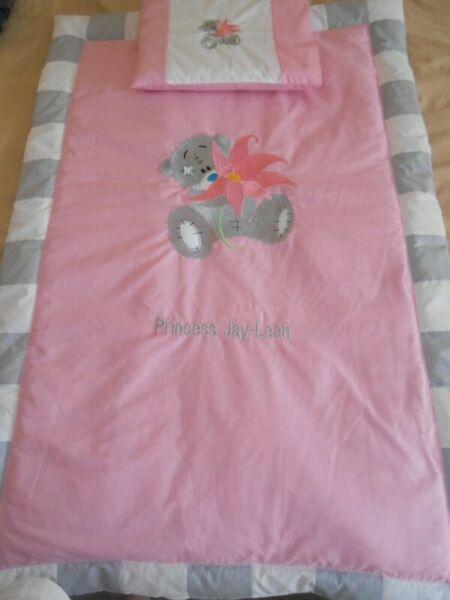 EXCLUSIVE HAND MADE LINEN AND ACCESSORIES FOR BABIES, TODDLERS AND CHILDREN 