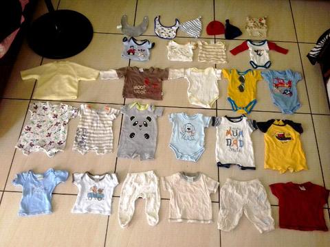 Newborn 0-3 months baby boy pre loved clothes  