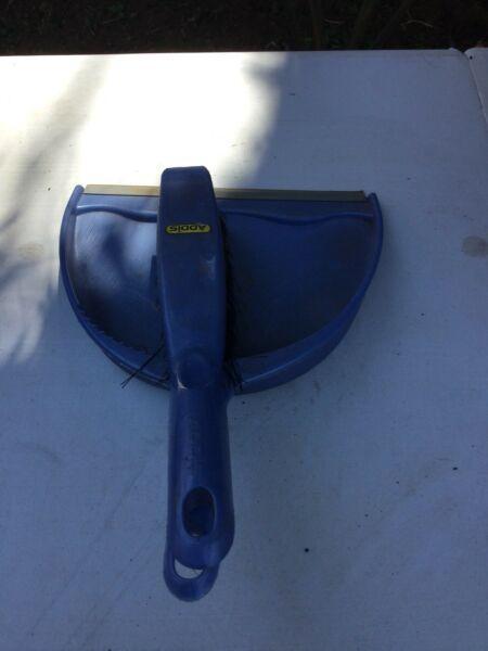 For Sale - dustpan and brush 