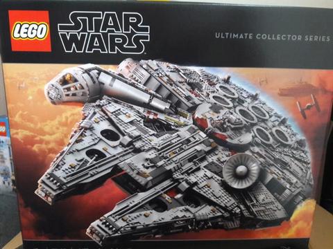 LEGO Millennium Falcon, Model 75192 