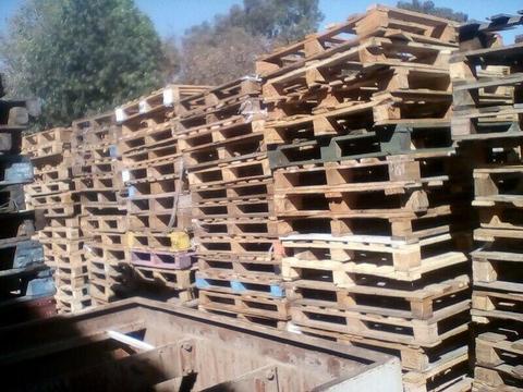 Solid wood pallets for sale 