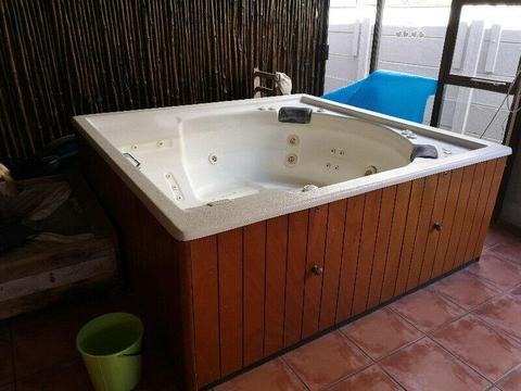 JACUZZI - FOR SALE 
