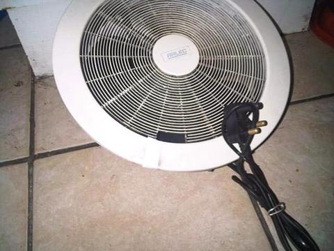 Extractor fan 