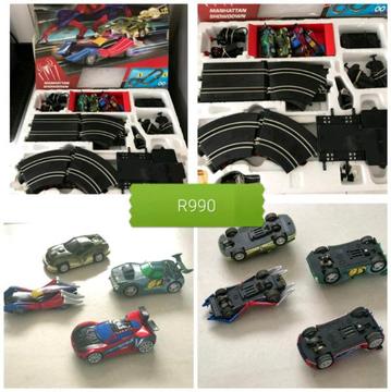 Carrera Spiderman Scalextrix sets x2 with 4 cars 