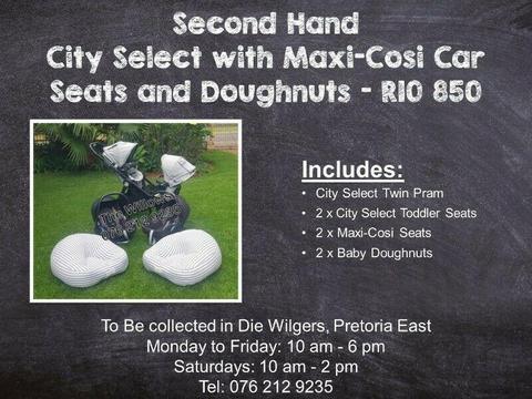Second Hand City Select Twin Travel System with Doughnuts 