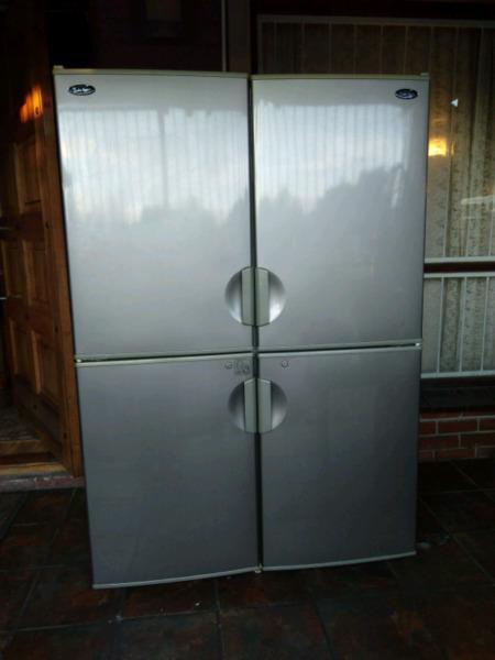 Fuchware silver 4 door side by side fridge/freezer 