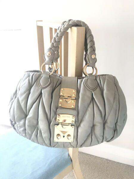 Miumiu leather handbag 