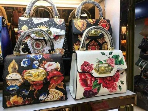 Feminine Handbags 
