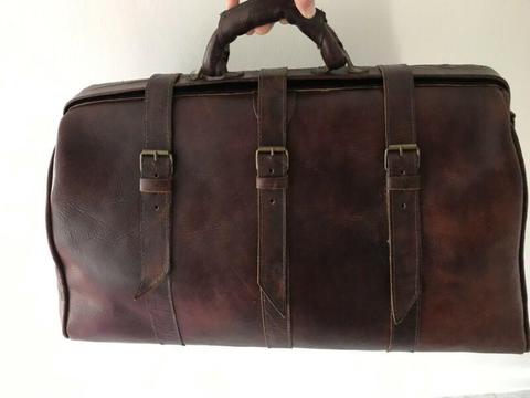 Genuine leather weekendbag 