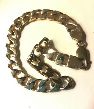 9 ct Linked Gold chain bracelet 