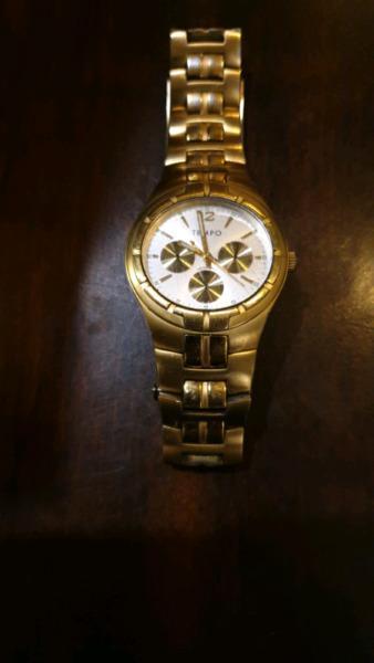 Tempo Golden Wrist Watch For Sale 