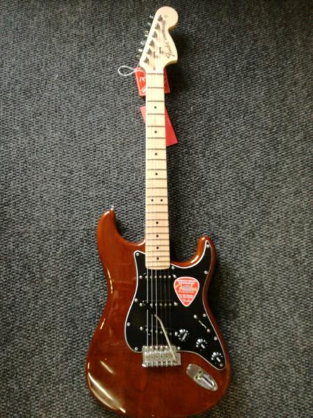 Fender AM Special Stratocaster 